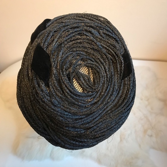 Vintage 1950s Black Bee Hive Woven Hat Velvet main image 5